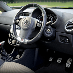 Car clutch and controls